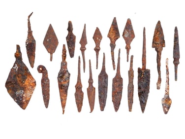 ANCIENT GREEK AND ROMAN IRON ARROWHEADS VARIOUS SHAPES