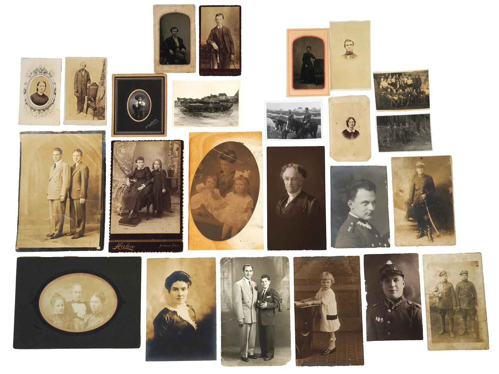 COLLECTION OF ANTIQUE AMERICAN CABINET PHOTOGRAPHS (1 of 10)