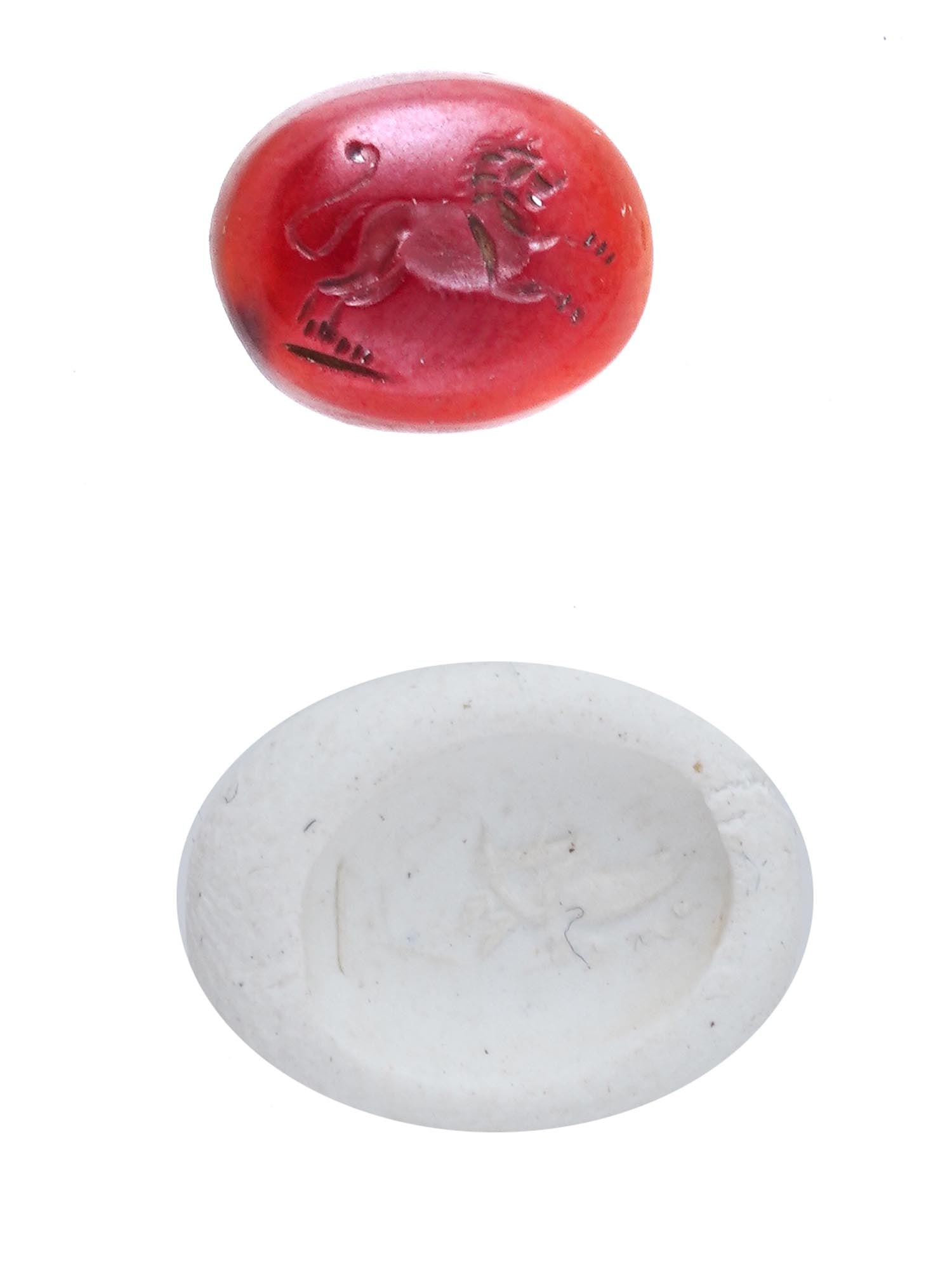 ANCIENT ROMAN CARNELIAN INTAGLIO WITH HORSE IMAGE (1 of 4)