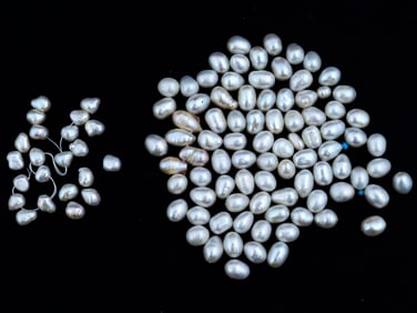 COLLECTION OF BAROQUE PEARL BEADS