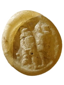 ANCIENT ROMAN GLASS MEDALLION WITH TWO GLADIATORS