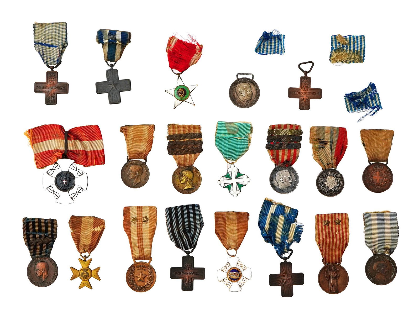 COLLECTION OF ANTIQUE EUROPEAN MEDALS GOLD RIBBONS (1 of 11)