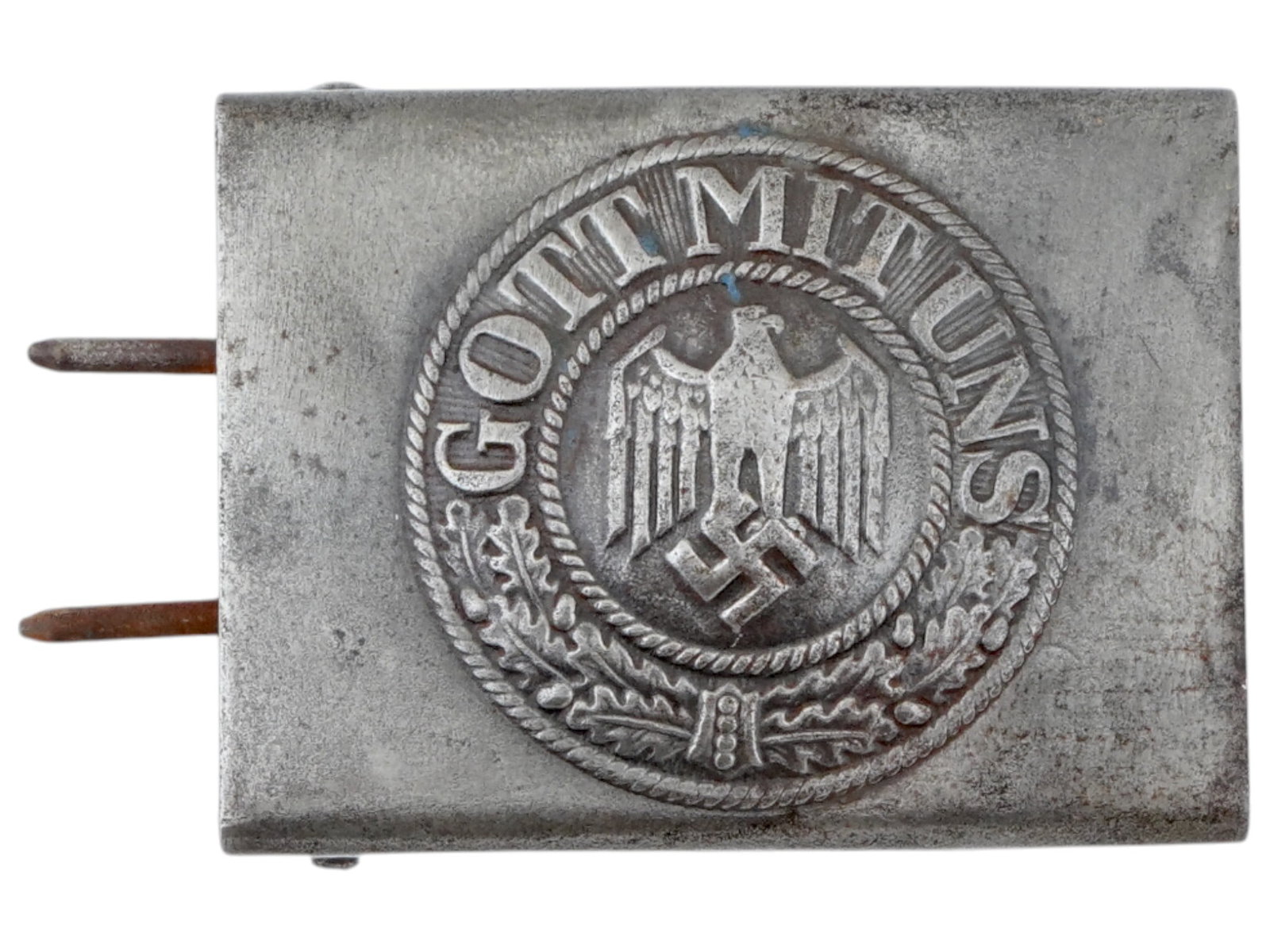 WWII NAZI GERMAN THIRD REICH WAFFEN BELT BUCKLE: A WWII Nazi German Waffen belt buckle. Made of early type steel heavy metal. Features a central circular design with a Nazi eagle holding a swastika, encircled by the inscription GOTT MIT UNS and oak 