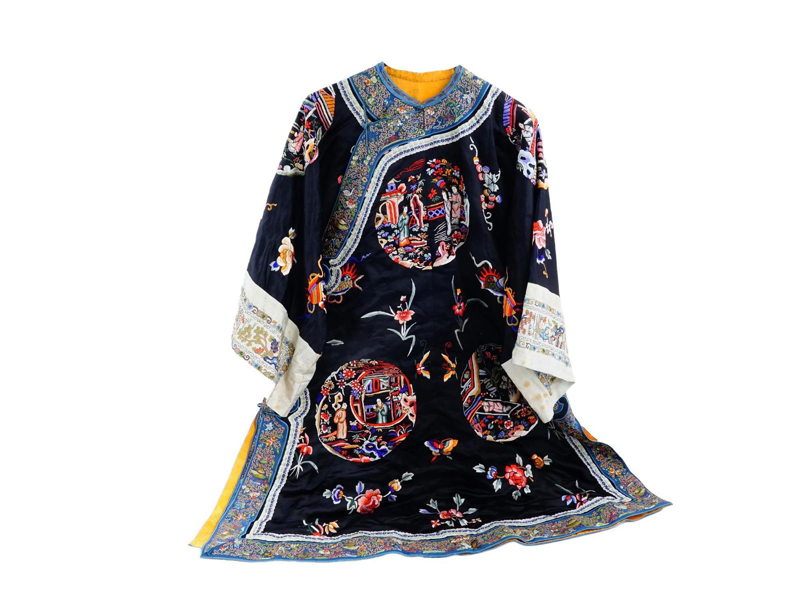TRADITIONAL CHINESE HAND EMBROIDERED SILK ROBE (1 of 8)