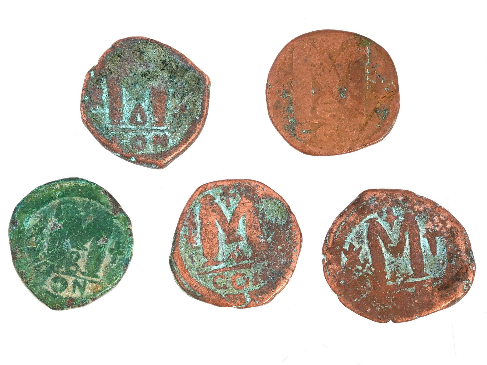 GROUP OF ANCIENT BYZANTINE BRONZE COINS 500 TO 700 AD (1 of 2)