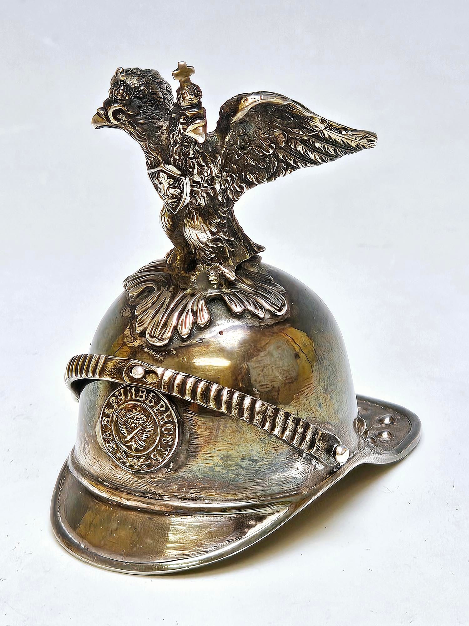 RUSSIAN SILVER GILT MILITARY HELMET STIRRUP CUP (1 of 7)