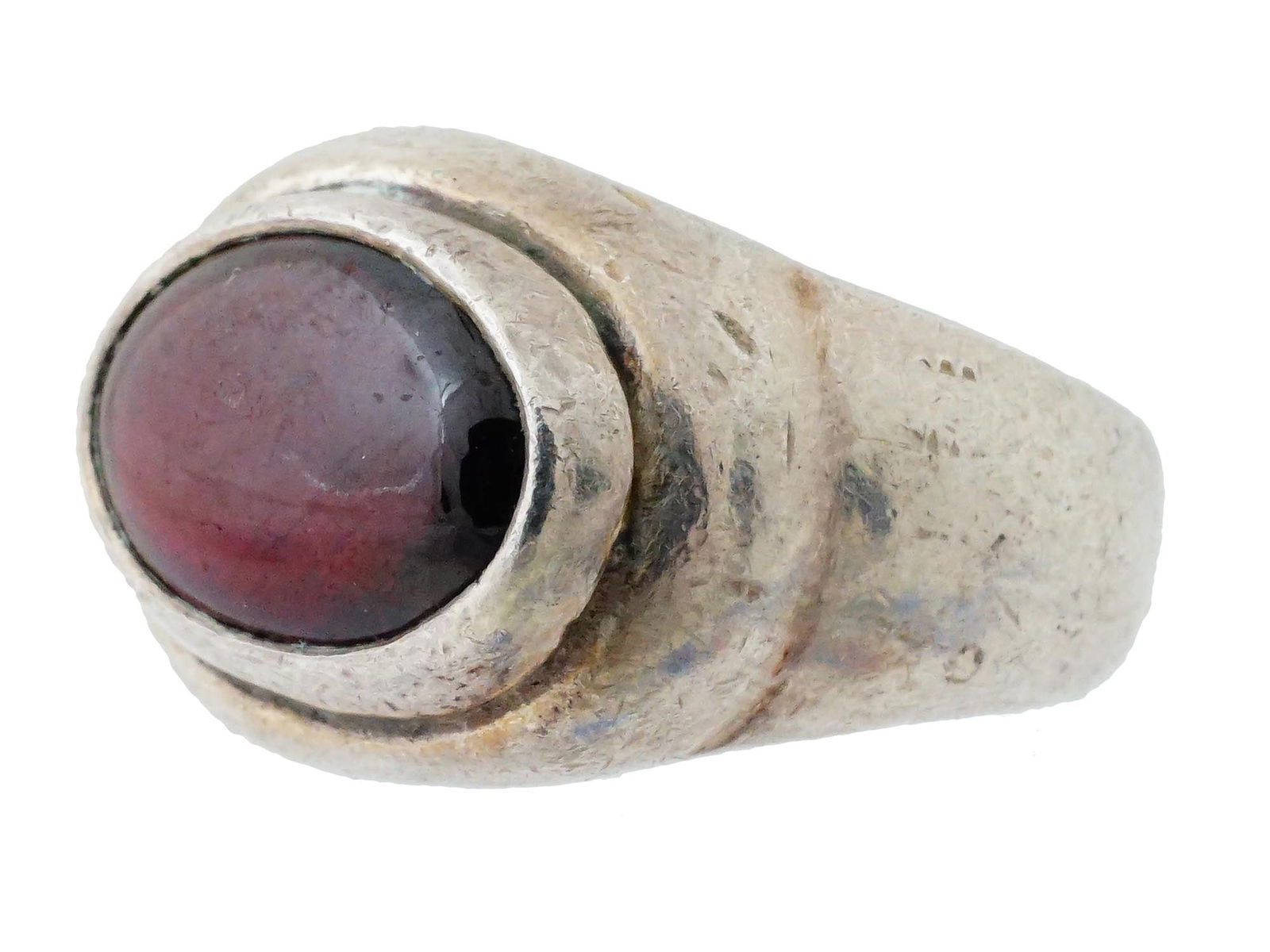 VINTAGE 925 STERLING SILVER OVAL CUT GARNET RING (1 of 6)
