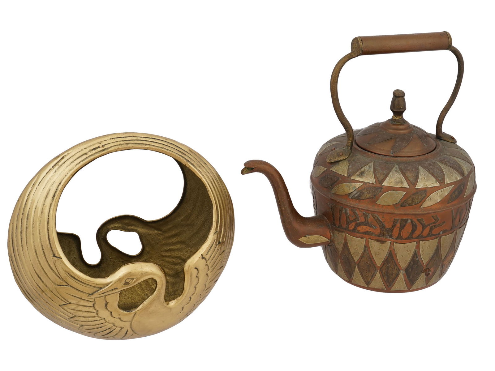 VINTAGE AMERICAN BRASS PLANTER AND MOROCCAN TEAPOT (1 of 6)