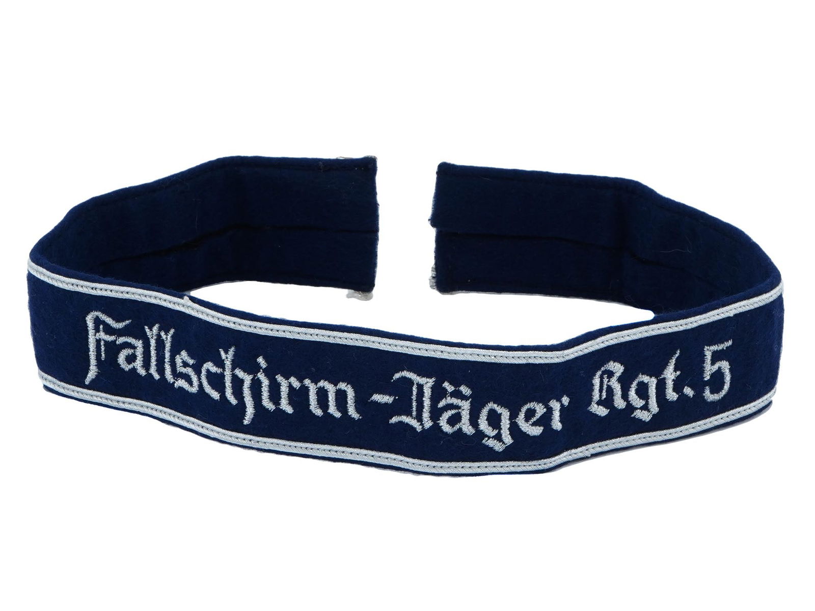 GERMAN WWII LUFTWAFFE FALLSCHIRMJAGER CUFF TITLE (1 of 4)