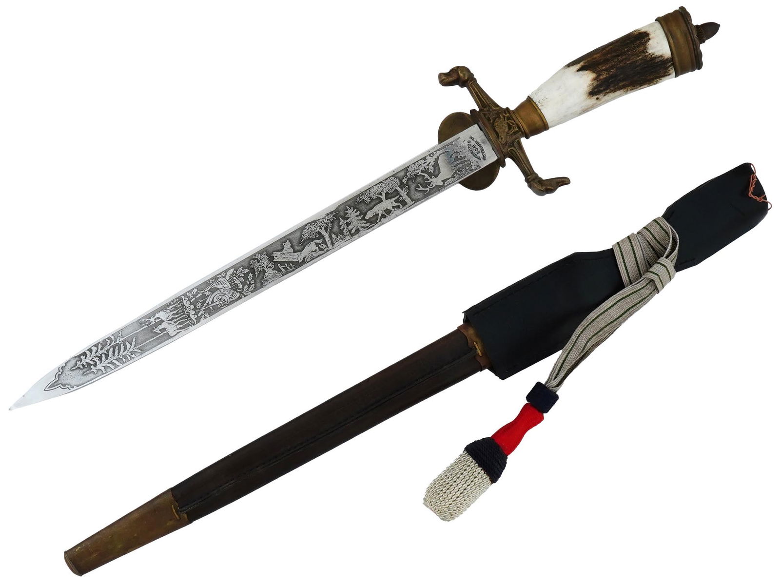 WWII GERMAN HUNTING DAGGER WEYERSBERG AND CO SOLINGEN: A WWII type German hunting dagger with an engraved blade. The straight double edged blade is decorated on both sides with etched hunting scenes. On the blade is the manufacturers mark Weyersberg and C