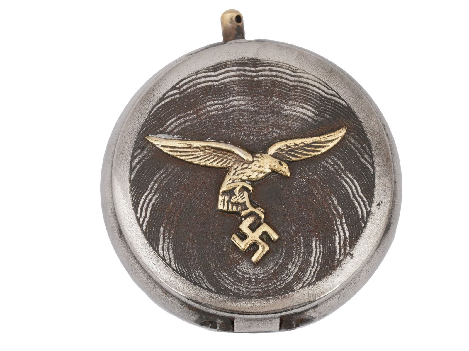 WWII NAZI GERMAN WWII LUFTWAFFE PILOTS POCKET ASHTRAY: A WWII Nazi German WWII Luftwaffe pilots pocket ashtray, featuring the iconic Luftwaffe eagle clutching a swastika on the lid. Second World War Nazi German Military Collectibles And Tobacciana Accesso