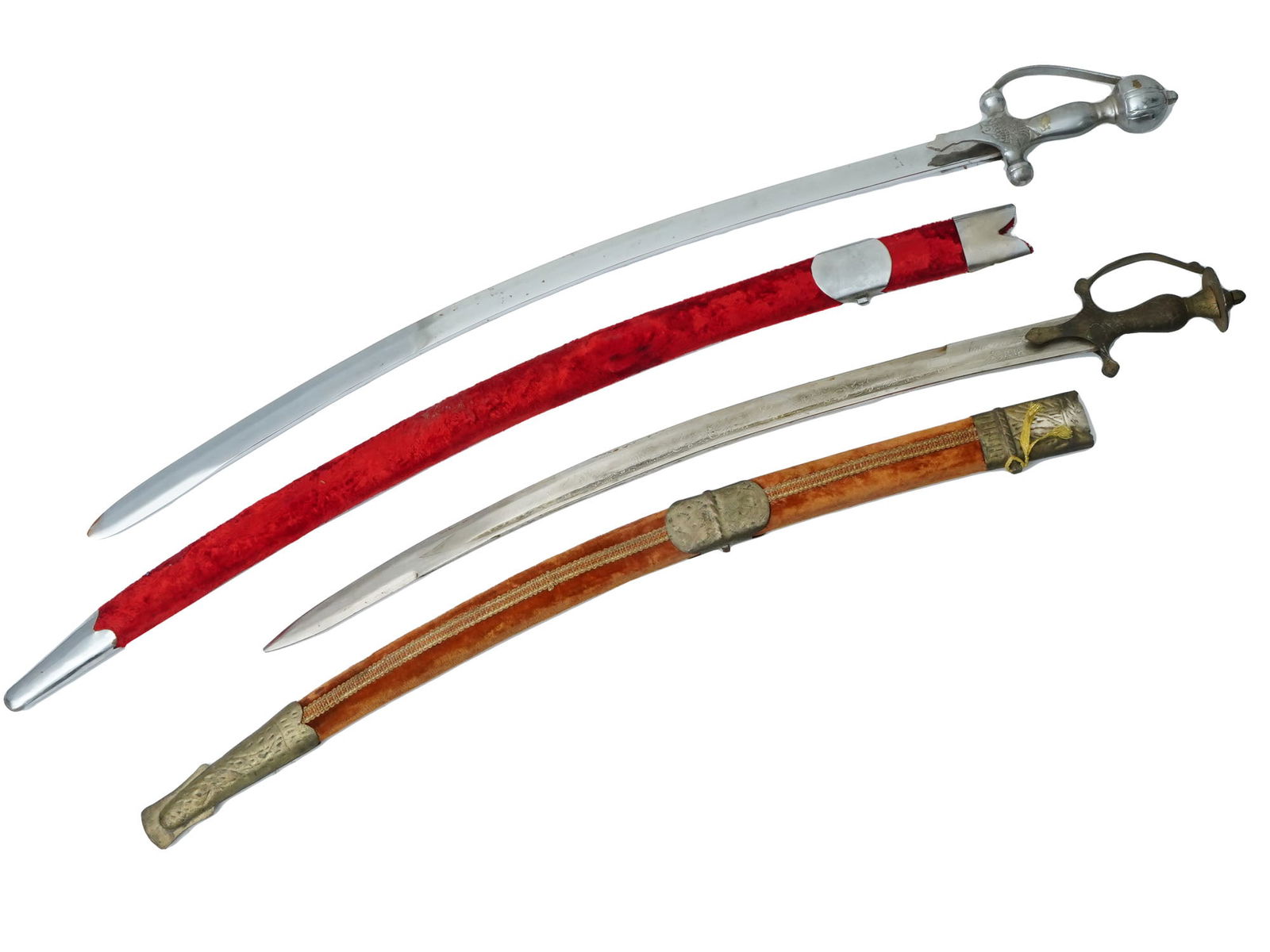 INDIAN SWORDS TALWAR AND LAHORI MUTTHA W SCABBARDS (1 of 3)