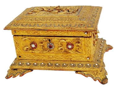 ANTIQUE BURMESE JEWELED GILT WOODEN TRINKET BOX