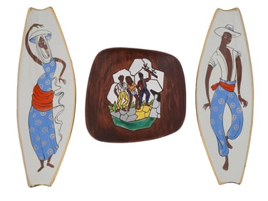 VINTAGE CERAMIC SERVING DISHES OF UNUSUAL SHAPES