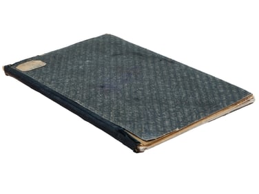 RUSSIAN SOVIET ILLUSTRATED CHILDRENS BOOK BY MARKOVA