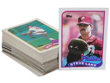 VINTAGE COLLECTION OF AMERICAN BASEBALL TRADING CARDS