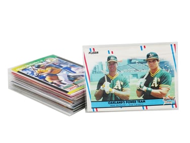 COLLECTION OF MARK MCGWIRE BASEBALL CARDS
