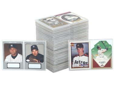 COLLECTION OF BASEBALL SPORTS CARDS