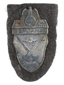 WWII GERMAN MILITARY DEMYANSK SHIELD DECORATION