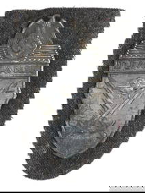 WWII GERMAN MILITARY DEMYANSK SHIELD DECORATION (1 of 2)