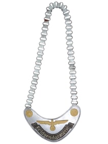 WWII TYPE GERMAN ARMY FIELD ZHANDARM GORGET W CHAIN