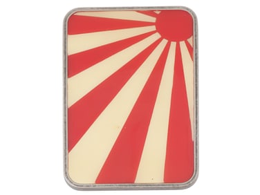 VINTAGE WWII MODEL JAPANESE ENAMELED BELT BUCKLE