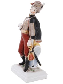 VINTAGE PORCELAIN NAPOLEONIC DRUMMER SOLDIER FIGURINE