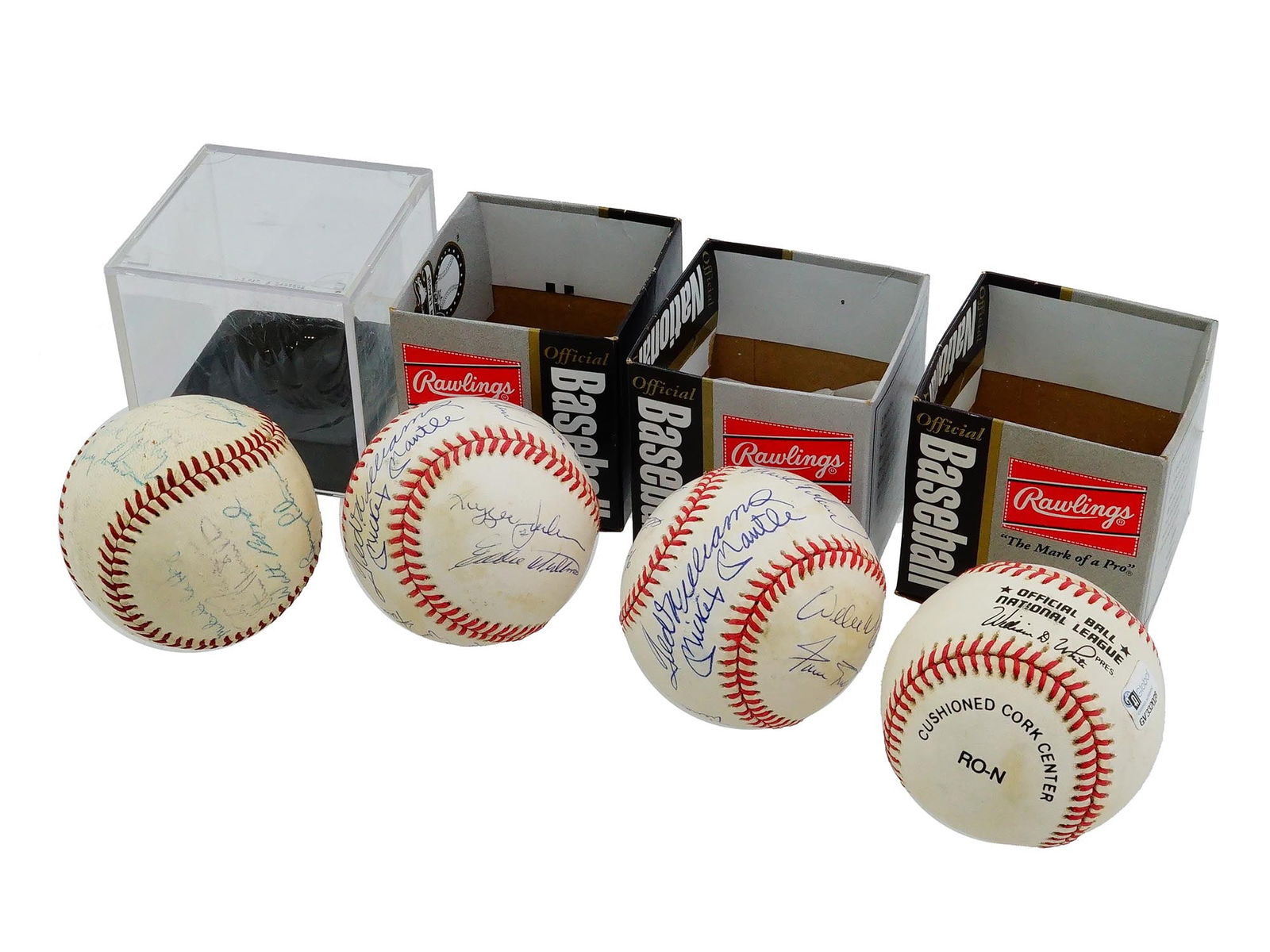 LOT OF AMERICAN LEAGUES BASEBALL BALLS SIGNED IOB (1 of 16)