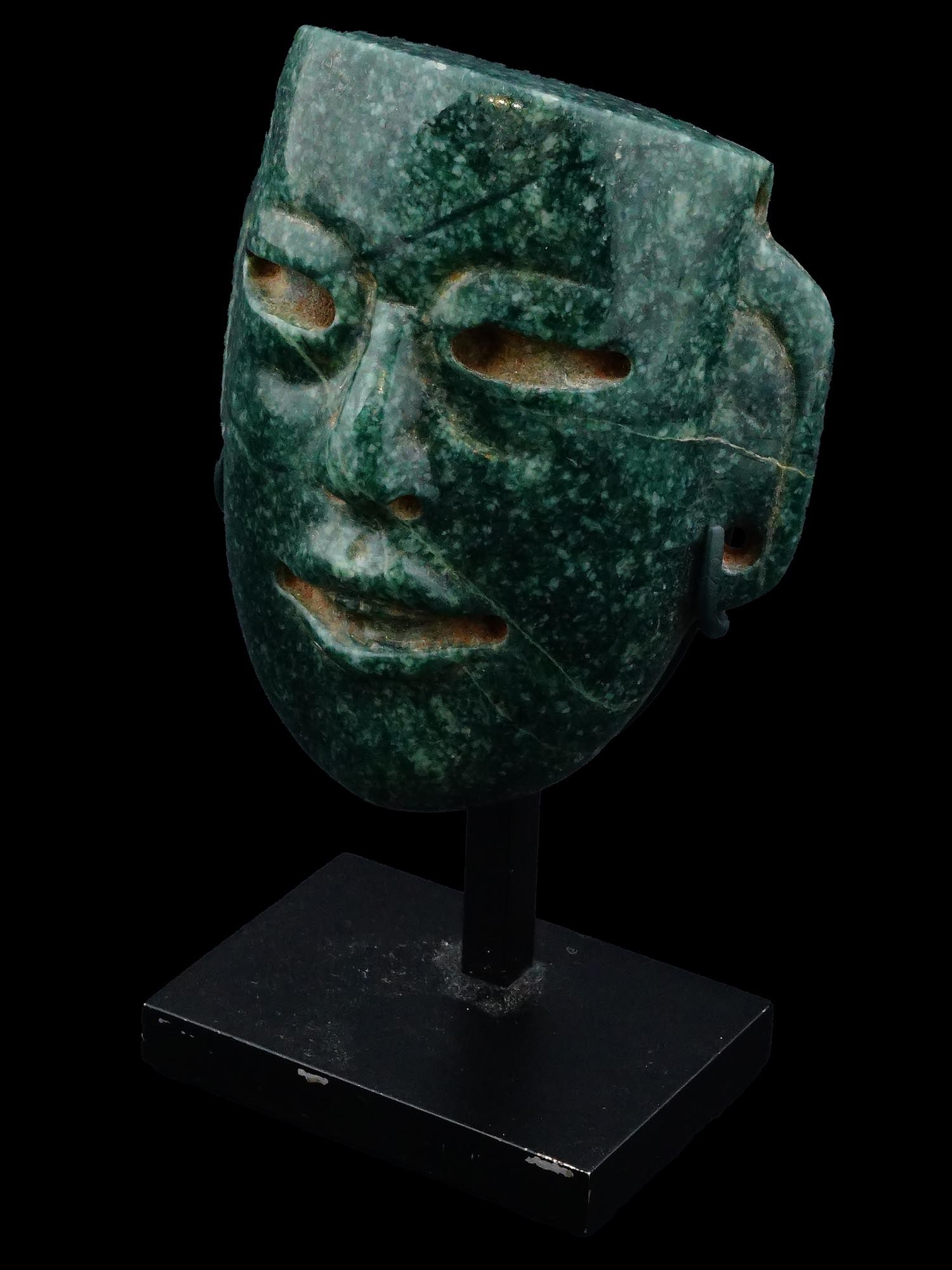 ANCIENT PRE COLUMBIAN AMERICA JADE OLMEC MASK (1 of 8)