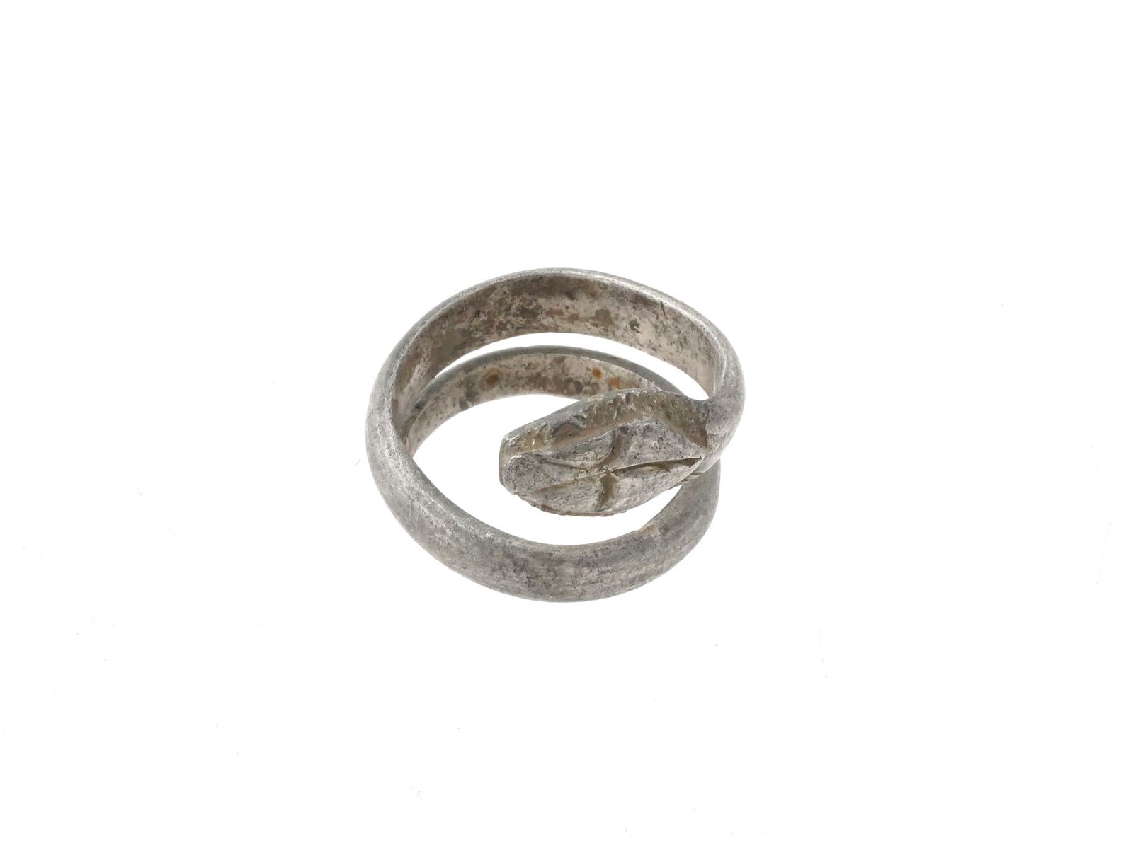 ANCIENT ENGRAVED SILVER SNAKE SHAPED SPIRAL RING (1 of 4)