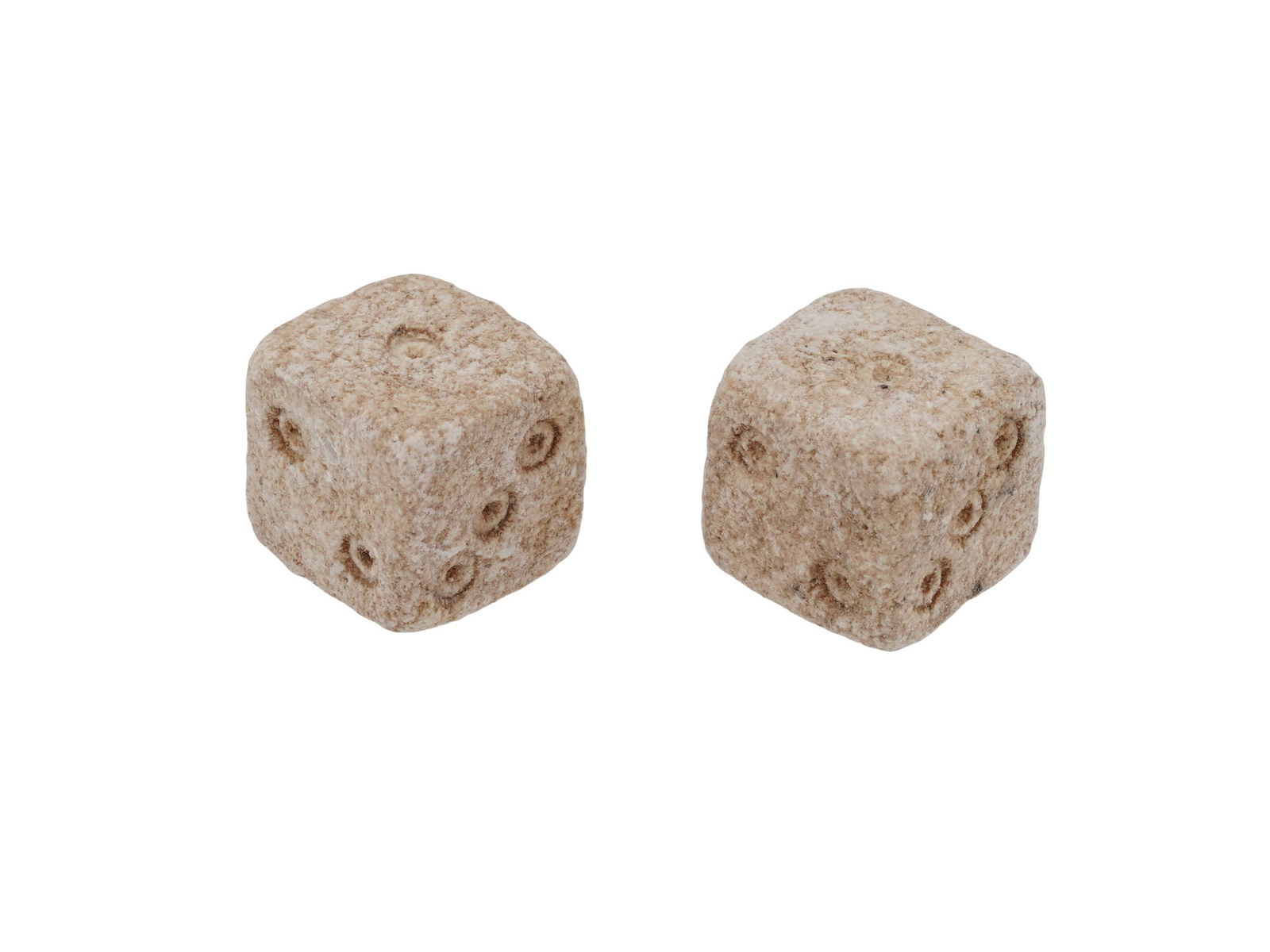 PAIR OF ANCIENT ROMAN STONE DICE 100 TO 300 AD (1 of 4)