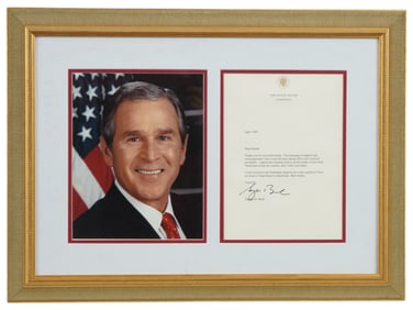 GEORGE W. BUSH PHOTO PORTRAIT AND AUTOGRAPHED LETTER