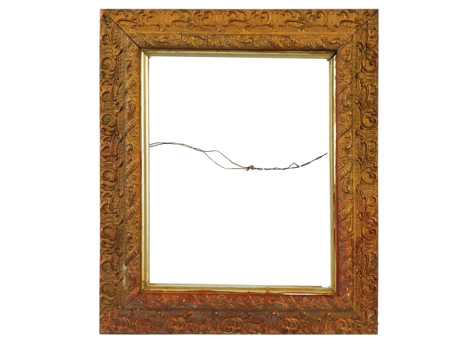 ANTIQUE GILT WOOD PICTURE FRAME W CARVED FOLIAGE DECOR (1 of 4)