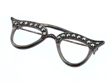 ANTIQUE ENGLISH ST SILVER MARCASITE GLASSES BROOCH