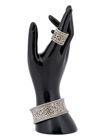 VINTAGE STERLING SILVER RING AND BRACELET JEWELRY