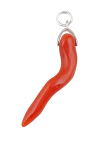 VINTAGE ITALIAN RED CORAL CORNICELLO SILVER PENDANT