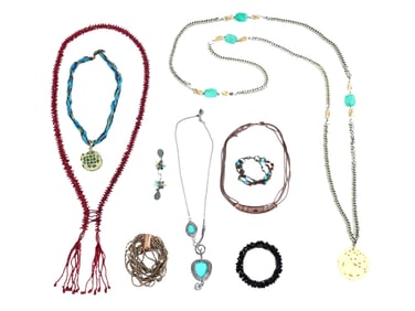 VINTAGE FASHIONABLE COSTUME JEWELRY FOR WOMEN