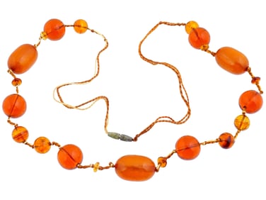 VINTAGE BEADED DESIGN NATURAL AMBER STRING NECKLACE