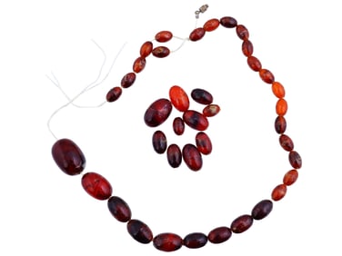 VINTAGE NATURAL CHERRY AMBER BEADED NECKLACE