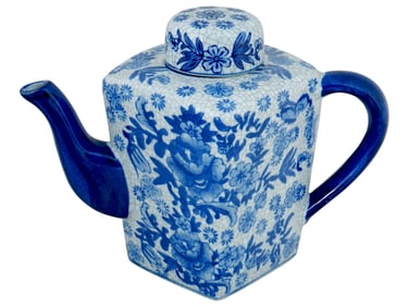 LARGE BLUE AND WHITE HAND PAINTED PORCELAIN TEA POT