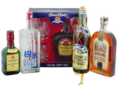 VTG BOTTLES OF ALCOHOLIC DRINKS FROM RENOWNED BRANDS