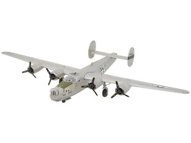 WWII AMERICAN B 24 LIBERATOR NIGHT MISSION PLANE MODEL