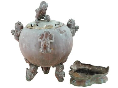 ANTIQUE JAPANESE TAISHO ERA BRASS CENSER W BEAST DECOR