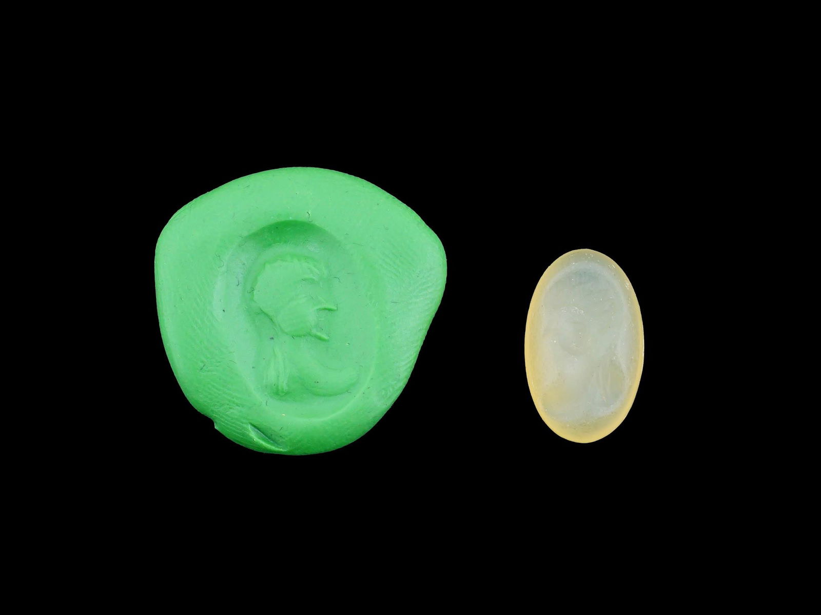 CARVED STONE INTAGLIO ANCIENT ROMAN MYTHOLOGICAL MOTIF (1 of 3)