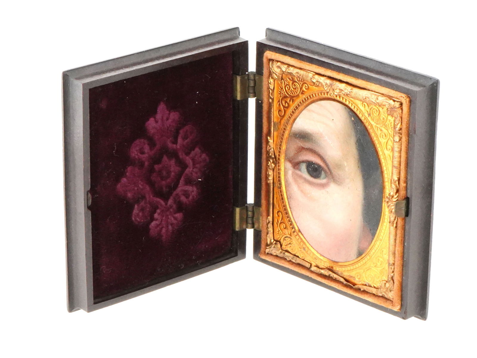 ANTIQUE VICTORIAN PAINTING LOVERS EYE GUTTA PERCHA CASE (1 of 3)