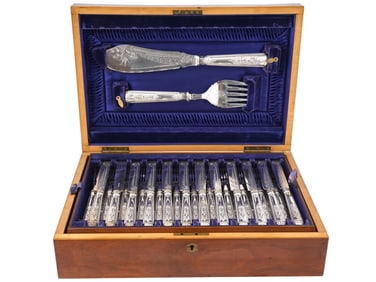 ANTIQUE WHITAKER AND CO 50 PIECE SILVERWARE SET IOB