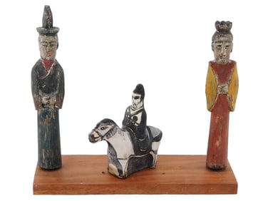 ANTIQUE KOREAN WOODEN KOKDU AND PORCELAIN FIGURES