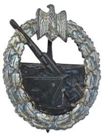 WWII NAZI GERMAN KRIEGSMARINE NAVAL ARTILLERY WAR BADGE