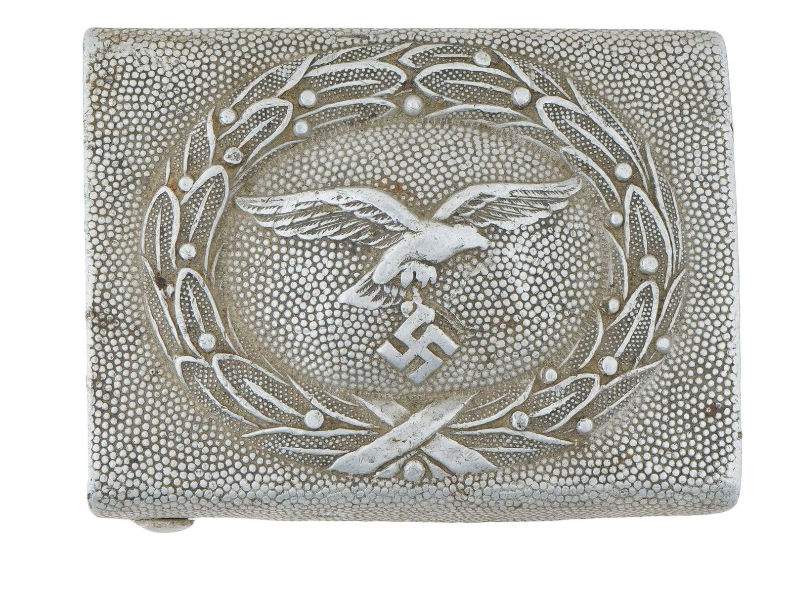 WWII TYPE NAZI GERMAN AIR FORCE LUFTWAFFE BELT BUCKLE: A WWII model Nazi German Third Reich Air Force Luftwaffe belt buckle. Features a Nazi eagle holding a swastika surrounded by a wreath. Unmarked. WWII Era German Nazi Pins, Shields, Plaques, Military U