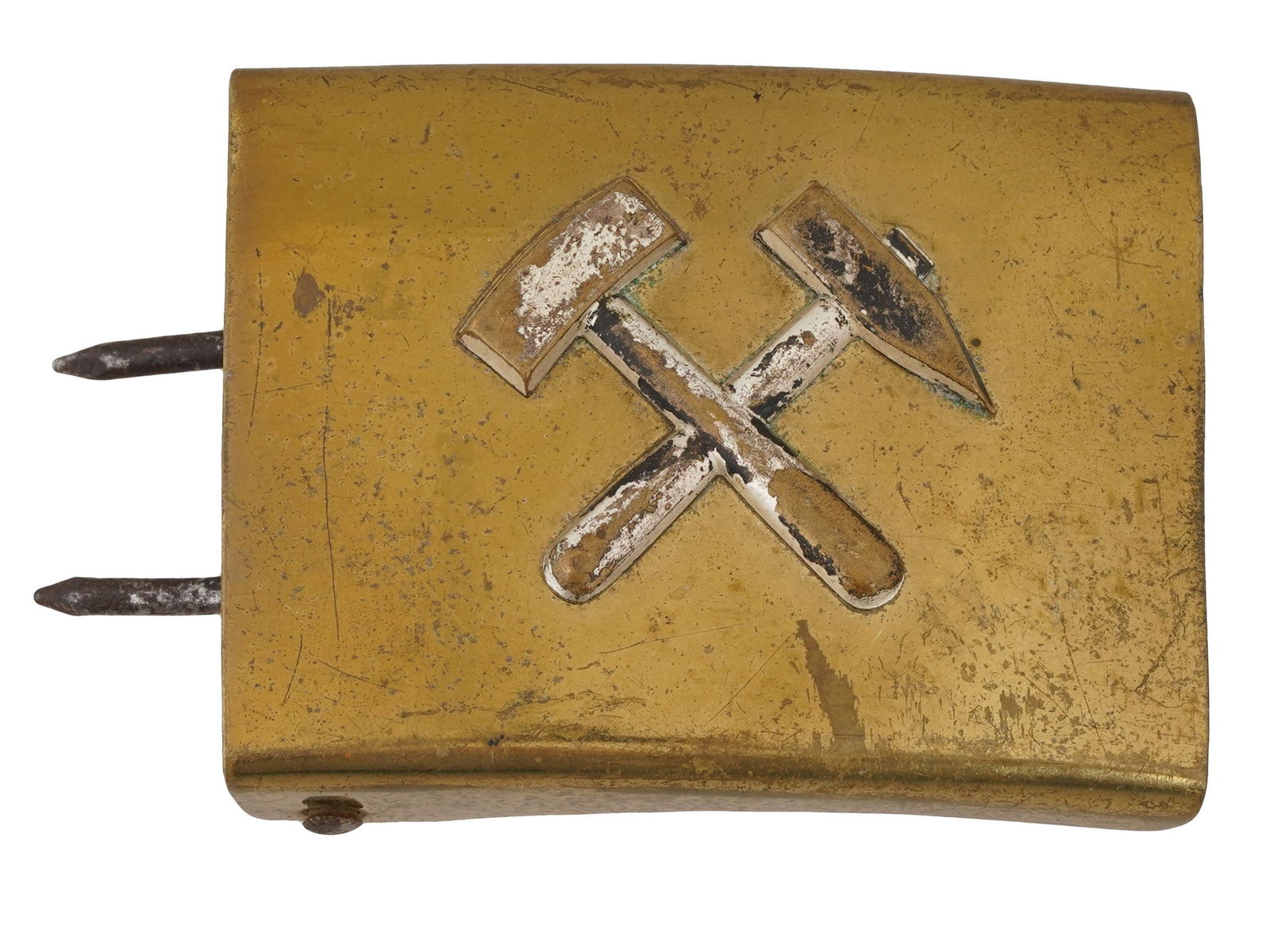 NAZI WWII TYPE CIVIL MINING ASSOCIATION BELT BUCKLE: A World War II model Nazi German Civil Mining Association belt buckle. The buckle is adorned with an engraved image representing crossed hammer and pick. Second World War Historical Collectables And M